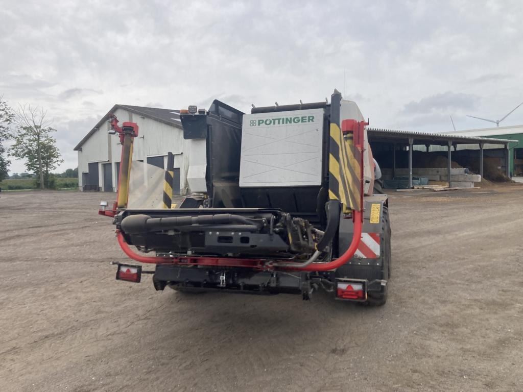 Pöttinger IMPRESS 3160 VC PRO - Σανού και κτηνοτροφικά μηχανήματα: φωτογραφία 4 Pöttinger IMPRESS 3160 VC PRO - Σανού και κτηνοτροφικά μηχανήματα: φωτογραφία 4