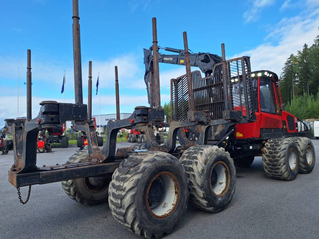 Komatsu 875 - Λαστιχοφόρα προωθητικo - forwarder: φωτογραφία 4 Komatsu 875 - Λαστιχοφόρα προωθητικo - forwarder: φωτογραφία 4