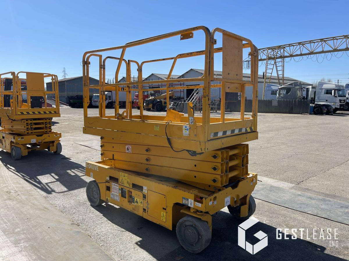 Genie GS-2646 - Ψαλιδωτό ανυψωτικό: φωτογραφία 4 Genie GS-2646 - Ψαλιδωτό ανυψωτικό: φωτογραφία 4