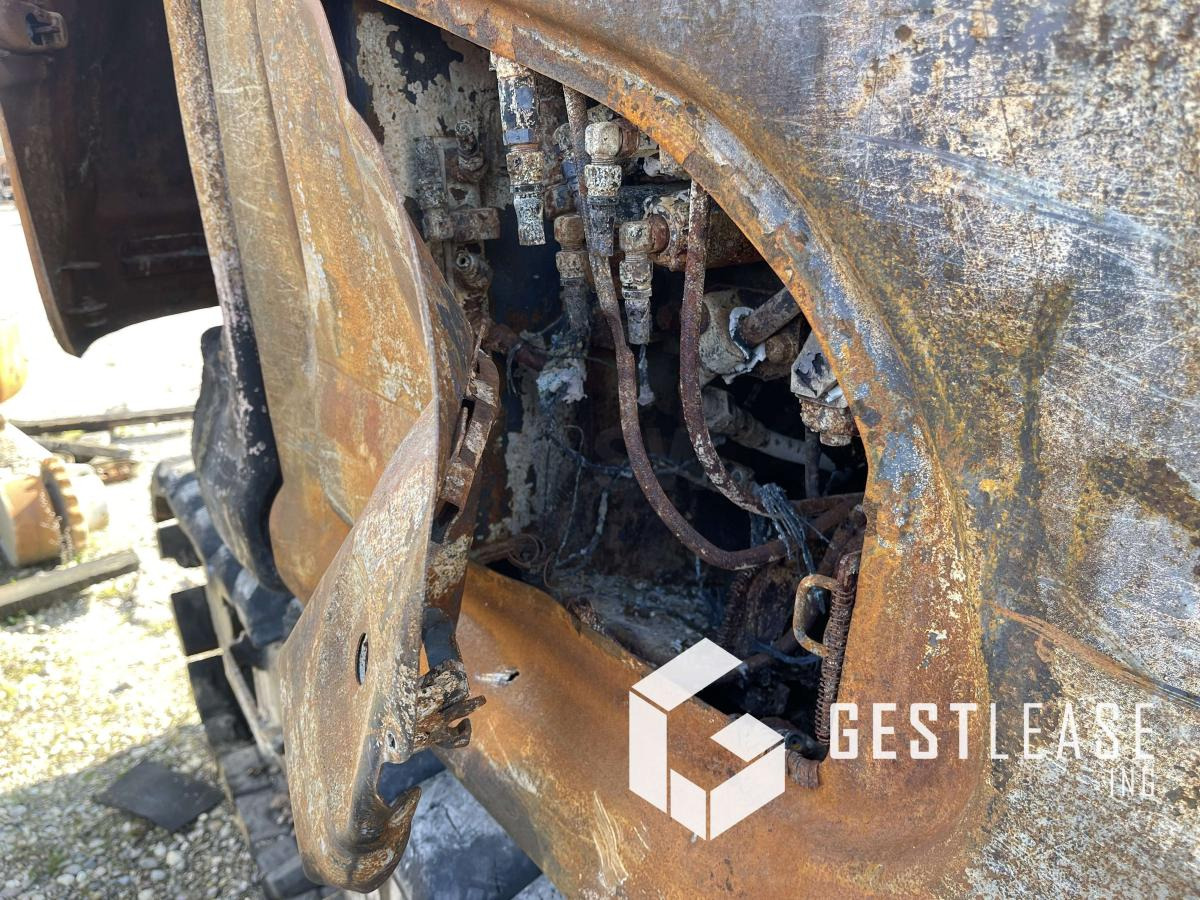 Ερπυστριοφόρος εκσκαφέας Kobelco SK140: φωτογραφία 16 Ερπυστριοφόρος εκσκαφέας Kobelco SK140: φωτογραφία 16