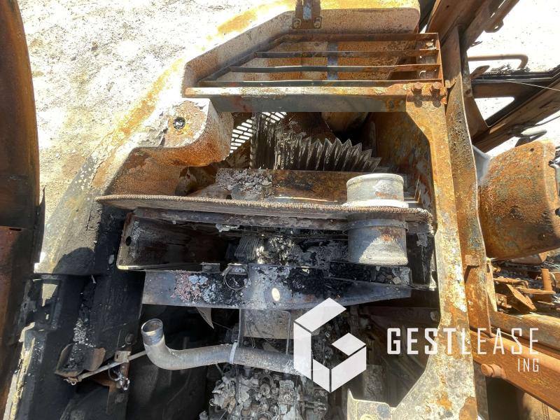 Ερπυστριοφόρος εκσκαφέας Kobelco SK140: φωτογραφία 25 Ερπυστριοφόρος εκσκαφέας Kobelco SK140: φωτογραφία 25