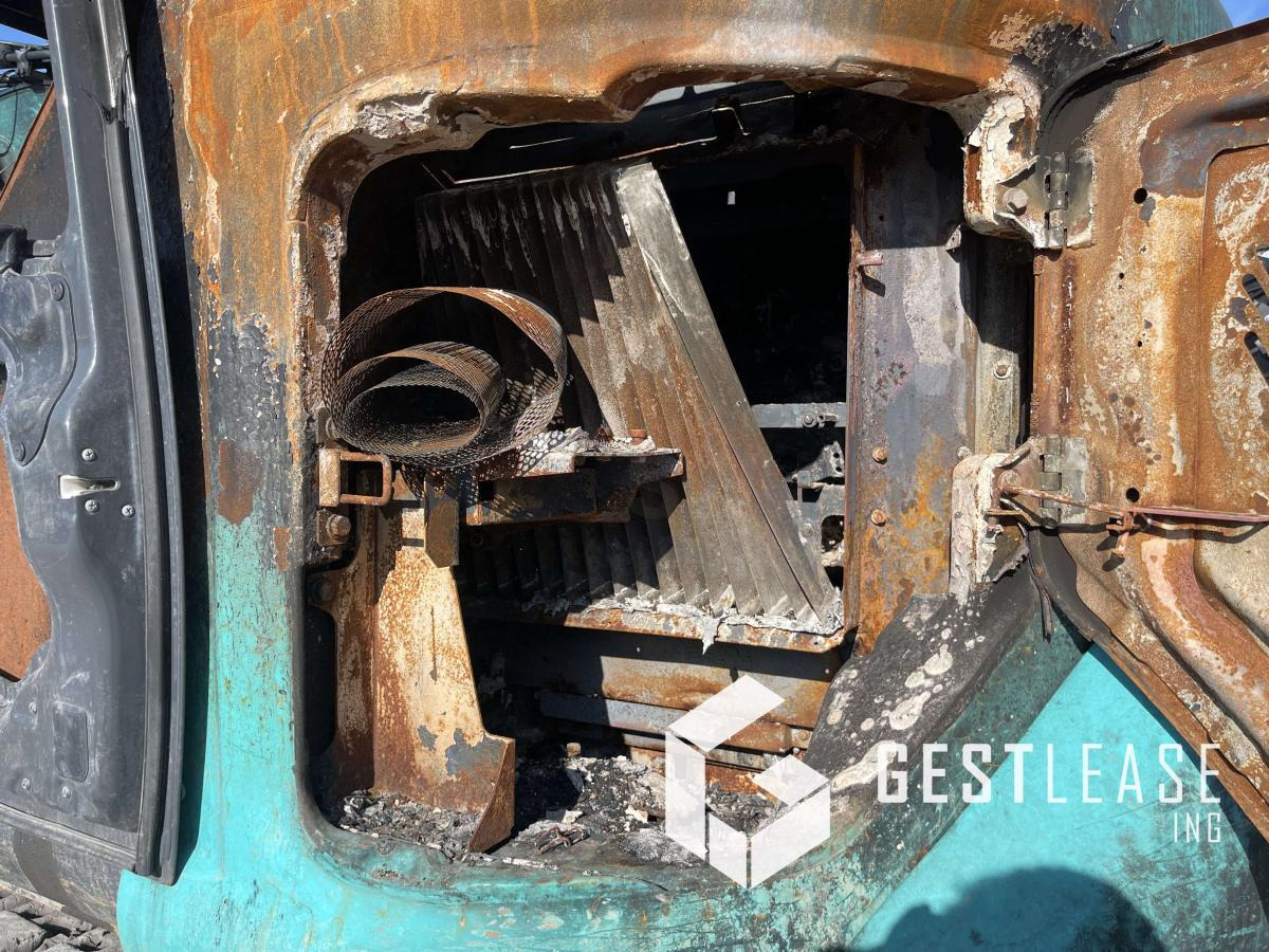 Ερπυστριοφόρος εκσκαφέας Kobelco SK140: φωτογραφία 29 Ερπυστριοφόρος εκσκαφέας Kobelco SK140: φωτογραφία 29