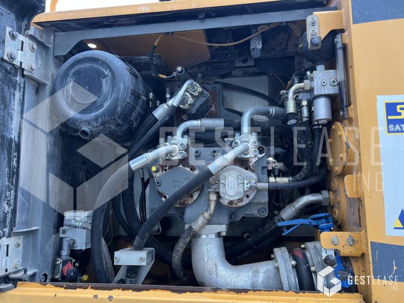 Ερπυστριοφόρος εκσκαφέας Liebherr R946LC: φωτογραφία 14 Ερπυστριοφόρος εκσκαφέας Liebherr R946LC: φωτογραφία 14