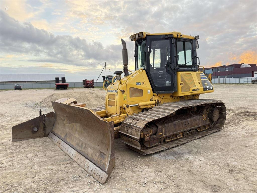 Komatsu D51PX-22 - Μπουλντόζα: φωτογραφία 3 Komatsu D51PX-22 - Μπουλντόζα: φωτογραφία 3