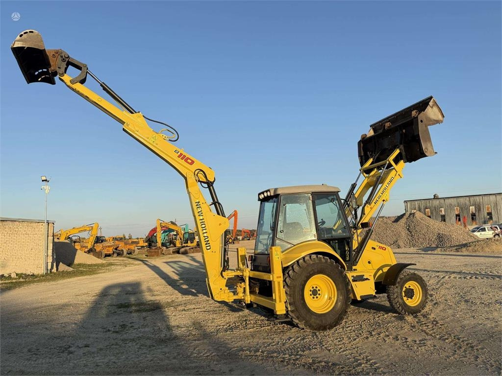 Φορτωτής εκσκαφέας New Holland B 110-4PT , 2 quick couplers: φωτογραφία 6