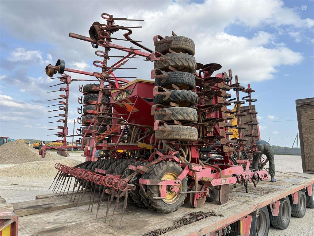 Vaderstad Rapid 600 F - Σπαρτική μηχανή: φωτογραφία 4 Vaderstad Rapid 600 F - Σπαρτική μηχανή: φωτογραφία 4