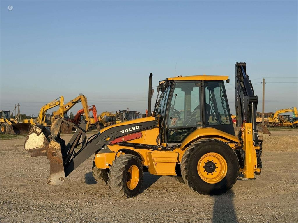 Volvo BL 71 - Φορτωτής εκσκαφέας: φωτογραφία 4 Volvo BL 71 - Φορτωτής εκσκαφέας: φωτογραφία 4