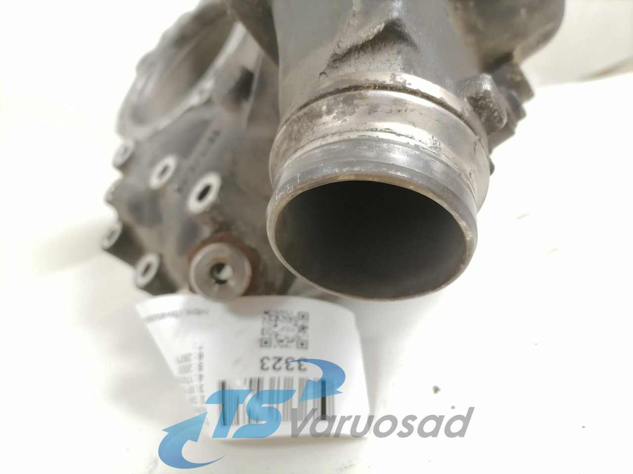 DAF Water pump manifold / housing 1747962 - Γενικό ανταλλακτικό για Φορτηγό: φωτογραφία 4 DAF Water pump manifold / housing 1747962 - Γενικό ανταλλακτικό για Φορτηγό: φωτογραφία 4