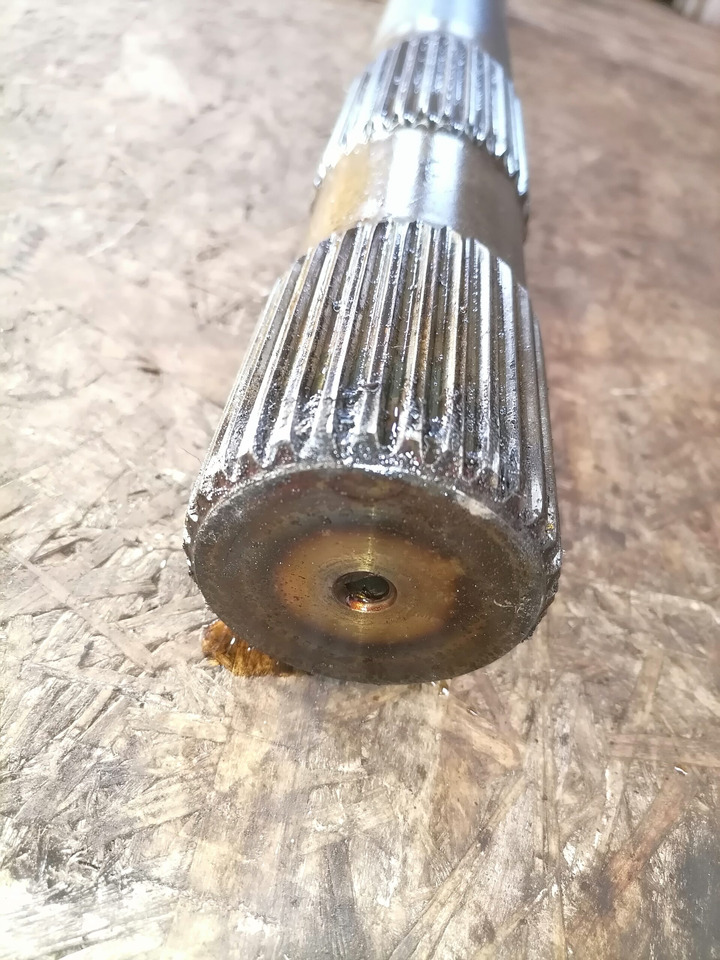 MAN Drive shaft 81355020147 - Ημιαξονιο για Φορτηγό: φωτογραφία 4 MAN Drive shaft 81355020147 - Ημιαξονιο για Φορτηγό: φωτογραφία 4