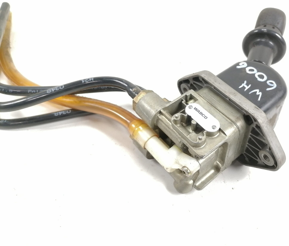 MAN Handbrake control lever 81523156156 - Γενικό ανταλλακτικό για Φορτηγό: φωτογραφία 3 MAN Handbrake control lever 81523156156 - Γενικό ανταλλακτικό για Φορτηγό: φωτογραφία 3