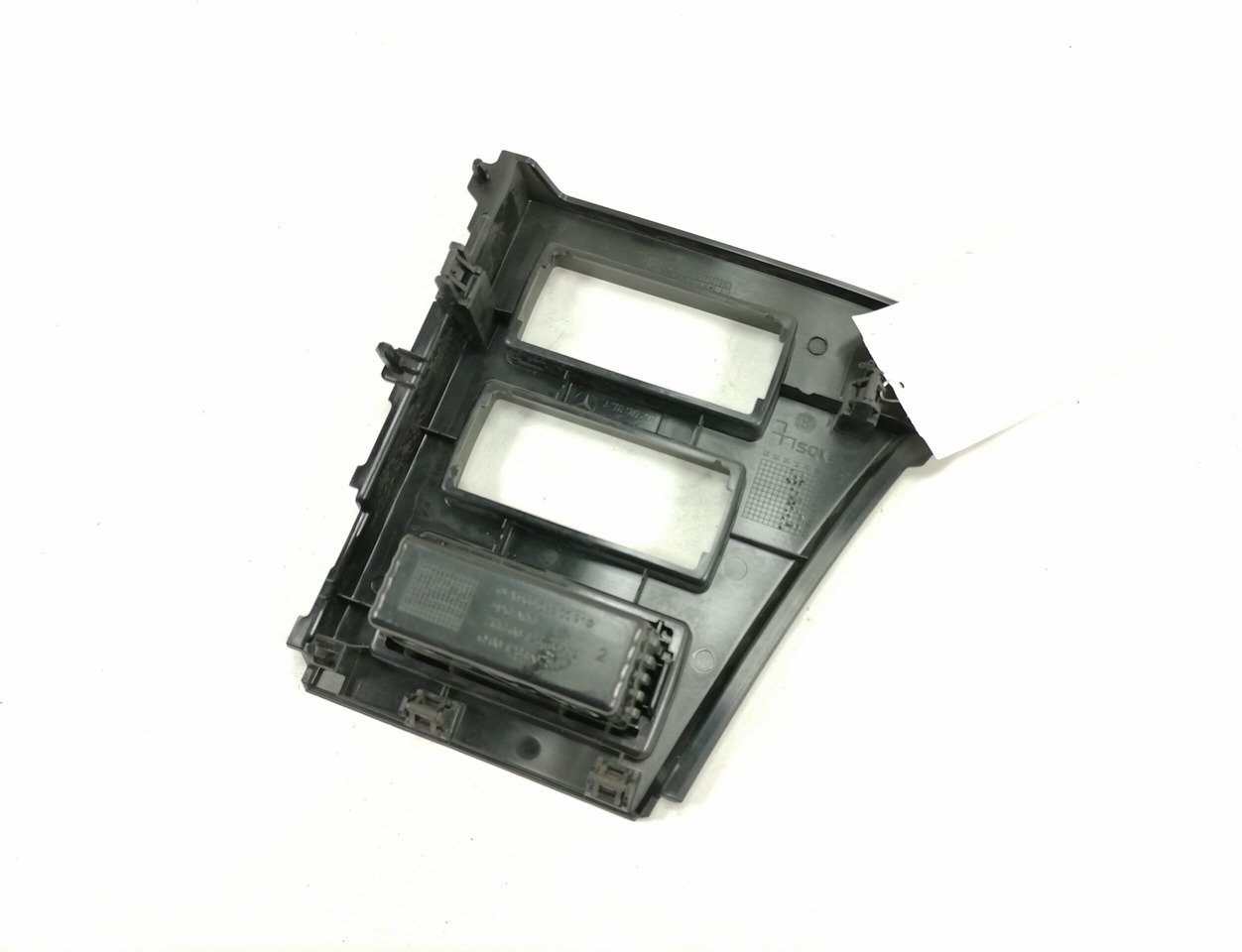 Mercedes-Benz Salongi plastik A9606802607 - Γενικό ανταλλακτικό για Φορτηγό: φωτογραφία 2 Mercedes-Benz Salongi plastik A9606802607 - Γενικό ανταλλακτικό για Φορτηγό: φωτογραφία 2