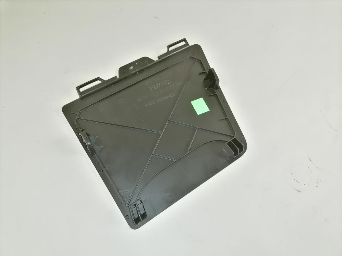 Renault Plastikdetail 7423377591 - Αεροδυναμική/ Αεροτομή για Φορτηγό: φωτογραφία 3 Renault Plastikdetail 7423377591 - Αεροδυναμική/ Αεροτομή για Φορτηγό: φωτογραφία 3