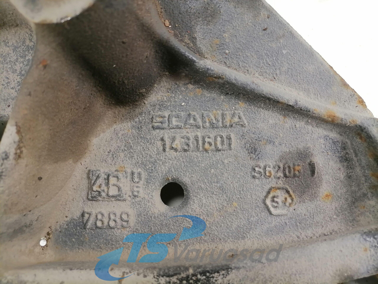 Scania Front bumper carrier 1431601 - Προφυλακτήρας για Φορτηγό: φωτογραφία 2 Scania Front bumper carrier 1431601 - Προφυλακτήρας για Φορτηγό: φωτογραφία 2