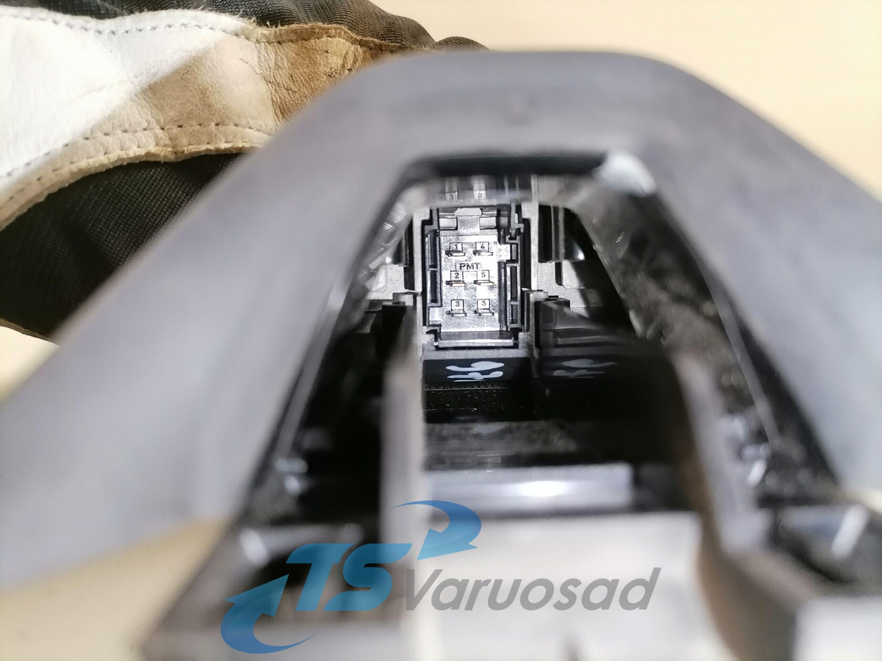 Scania Juhtplokk, FLC 1949369 - Ηλεκτρονική μονάδα ελέγχου για Φορτηγό: φωτογραφία 4 Scania Juhtplokk, FLC 1949369 - Ηλεκτρονική μονάδα ελέγχου για Φορτηγό: φωτογραφία 4