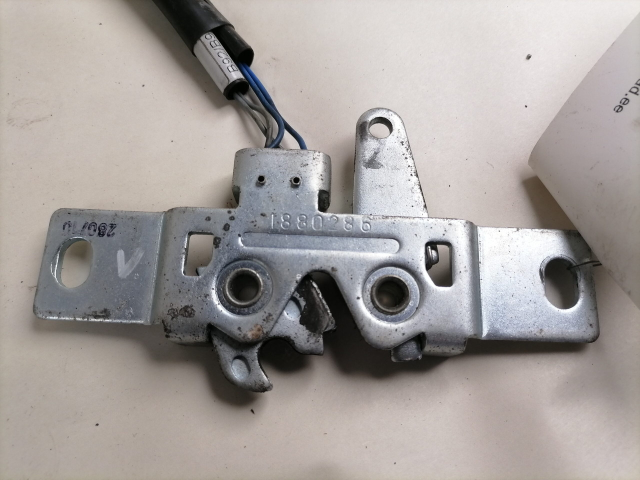 Scania Kabiini küljeluugi lukusti 1880286 - Γενικό ανταλλακτικό για Φορτηγό: φωτογραφία 3 Scania Kabiini küljeluugi lukusti 1880286 - Γενικό ανταλλακτικό για Φορτηγό: φωτογραφία 3