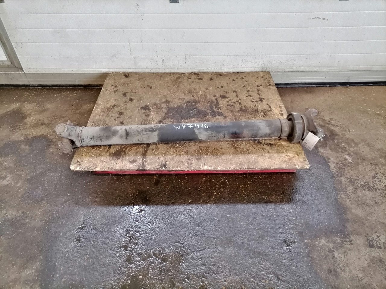 Scania Propeller shaft 1758402 - Κεντρικοί άξονες για Φορτηγό: φωτογραφία 1 Scania Propeller shaft 1758402 - Κεντρικοί άξονες για Φορτηγό: φωτογραφία 1