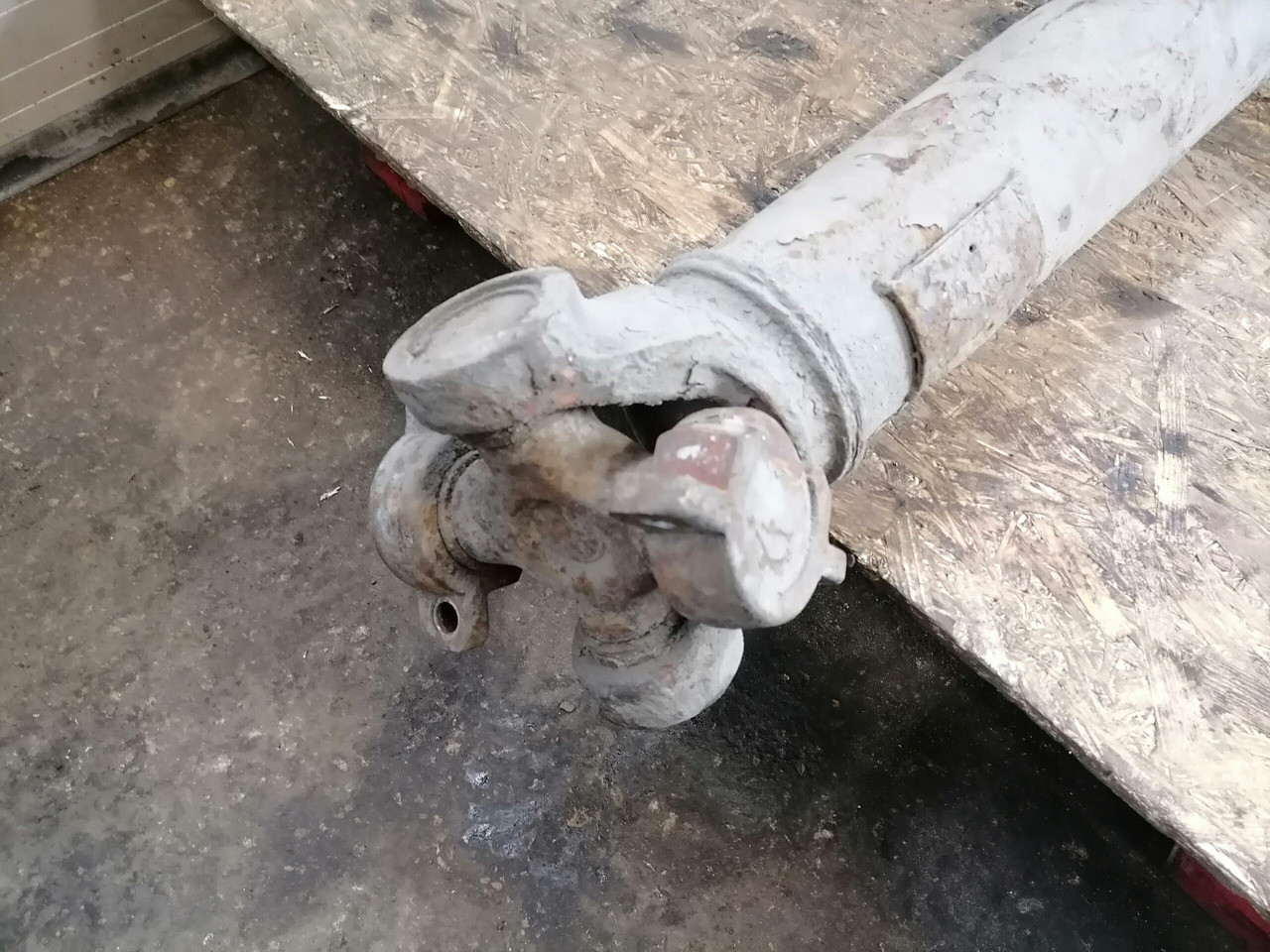 Scania Propeller shaft 1758415 - Κεντρικοί άξονες για Φορτηγό: φωτογραφία 3 Scania Propeller shaft 1758415 - Κεντρικοί άξονες για Φορτηγό: φωτογραφία 3