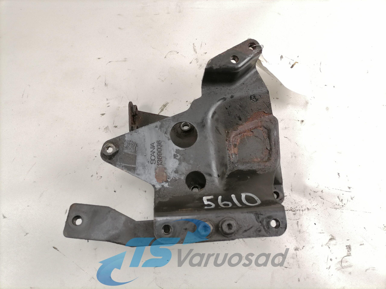 Scania Roolisüsteemi õlimahuti kandur 1369036 - Σωλήνας τιμονιού για Φορτηγό: φωτογραφία 2 Scania Roolisüsteemi õlimahuti kandur 1369036 - Σωλήνας τιμονιού για Φορτηγό: φωτογραφία 2