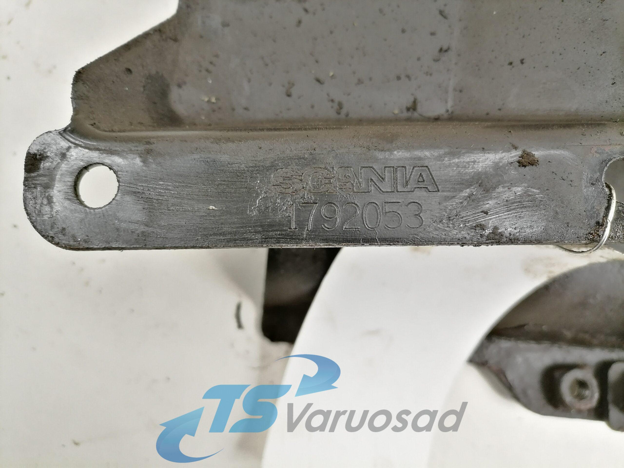 Scania Roolisüsteemi õlimahuti kandur 1792053 - Σωλήνας τιμονιού για Φορτηγό: φωτογραφία 2 Scania Roolisüsteemi õlimahuti kandur 1792053 - Σωλήνας τιμονιού για Φορτηγό: φωτογραφία 2