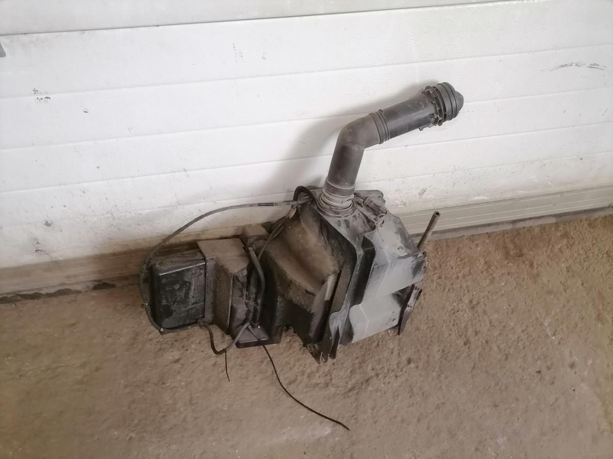 Scania Windscreen washer fluid tank 2512290 - Υαλοκαθαριστήρας για Φορτηγό: φωτογραφία 2 Scania Windscreen washer fluid tank 2512290 - Υαλοκαθαριστήρας για Φορτηγό: φωτογραφία 2