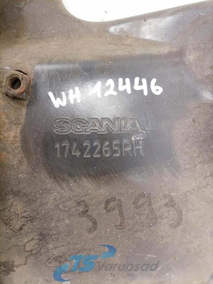 Scania lower grille carrier hinge 1742265 - Μάσκα ψυγείου για Φορτηγό: φωτογραφία 2 Scania lower grille carrier hinge 1742265 - Μάσκα ψυγείου για Φορτηγό: φωτογραφία 2