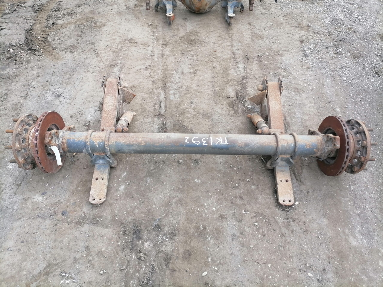 Schmitz Axel housing 945960374900 - Αξονας και ανταλλακτικά για Φορτηγό: φωτογραφία 3 Schmitz Axel housing 945960374900 - Αξονας και ανταλλακτικά για Φορτηγό: φωτογραφία 3