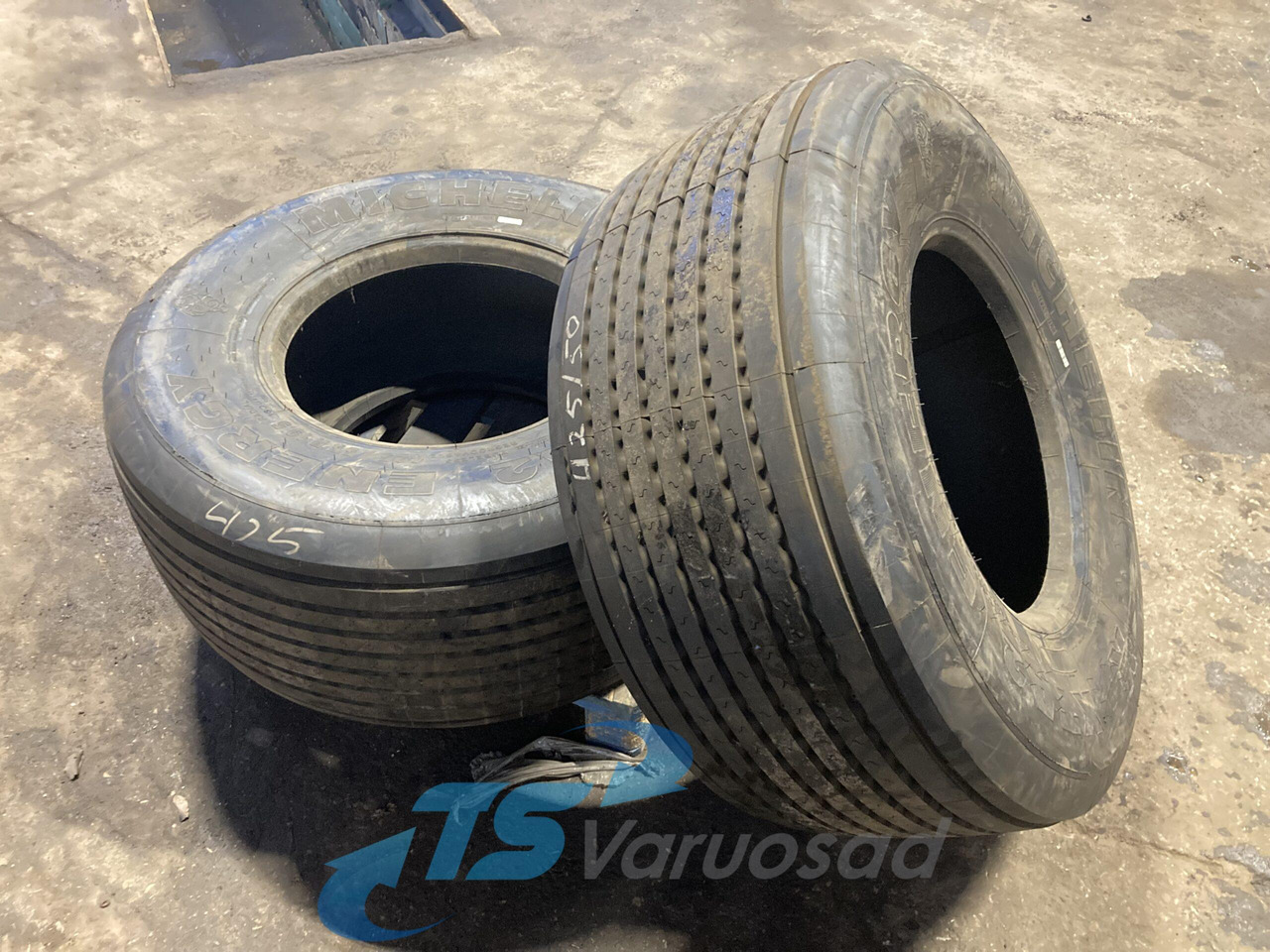 Universaalne Michelin 425/55R19,5 42555R195 - Ελαστικά και ζάντες για Φορτηγό: φωτογραφία 2 Universaalne Michelin 425/55R19,5 42555R195 - Ελαστικά και ζάντες για Φορτηγό: φωτογραφία 2