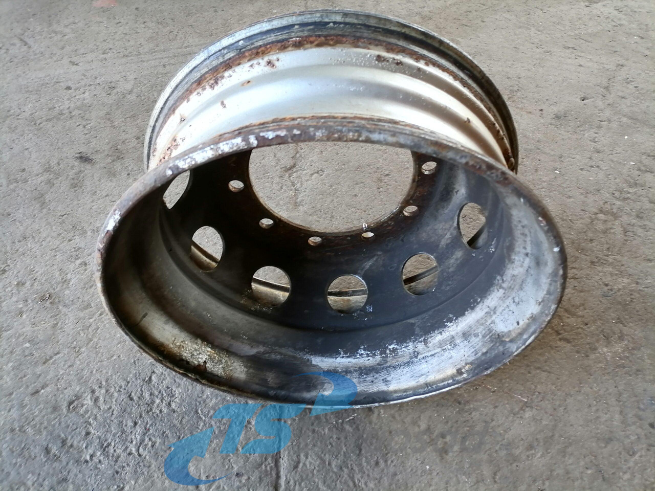 Universaalne Velg 22.5x8.25 225x825 - Ελαστικά και ζάντες για Φορτηγό: φωτογραφία 3 Universaalne Velg 22.5x8.25 225x825 - Ελαστικά και ζάντες για Φορτηγό: φωτογραφία 3