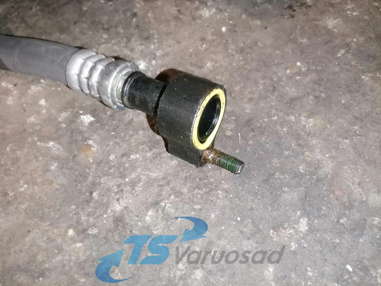 Volvo A/C pipe 82331894 - Θέρμανση/ Εξαερισμός για Φορτηγό: φωτογραφία 4 Volvo A/C pipe 82331894 - Θέρμανση/ Εξαερισμός για Φορτηγό: φωτογραφία 4