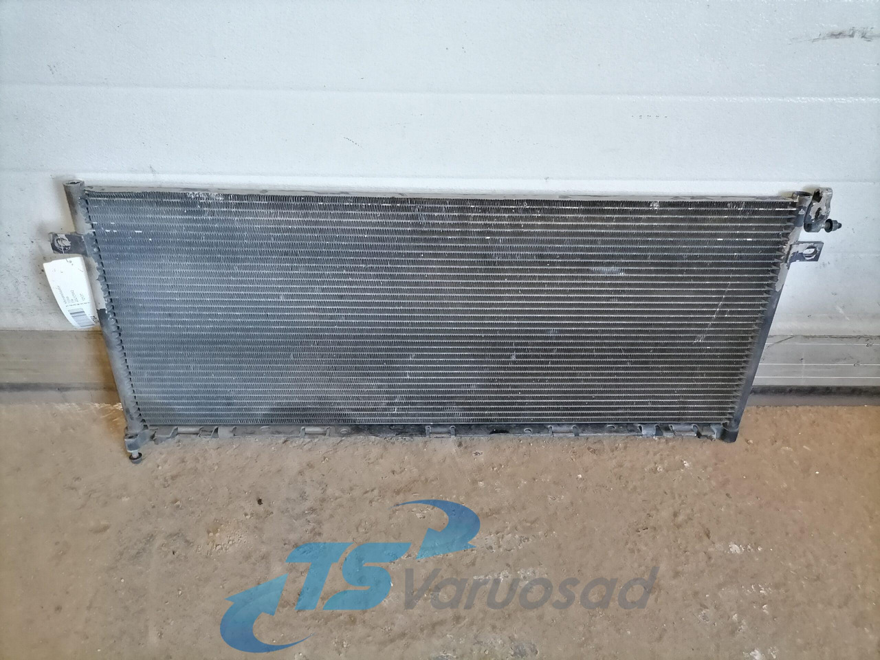 Volvo A/C radiator 22212982 - Θέρμανση/ Εξαερισμός για Φορτηγό: φωτογραφία 2 Volvo A/C radiator 22212982 - Θέρμανση/ Εξαερισμός για Φορτηγό: φωτογραφία 2