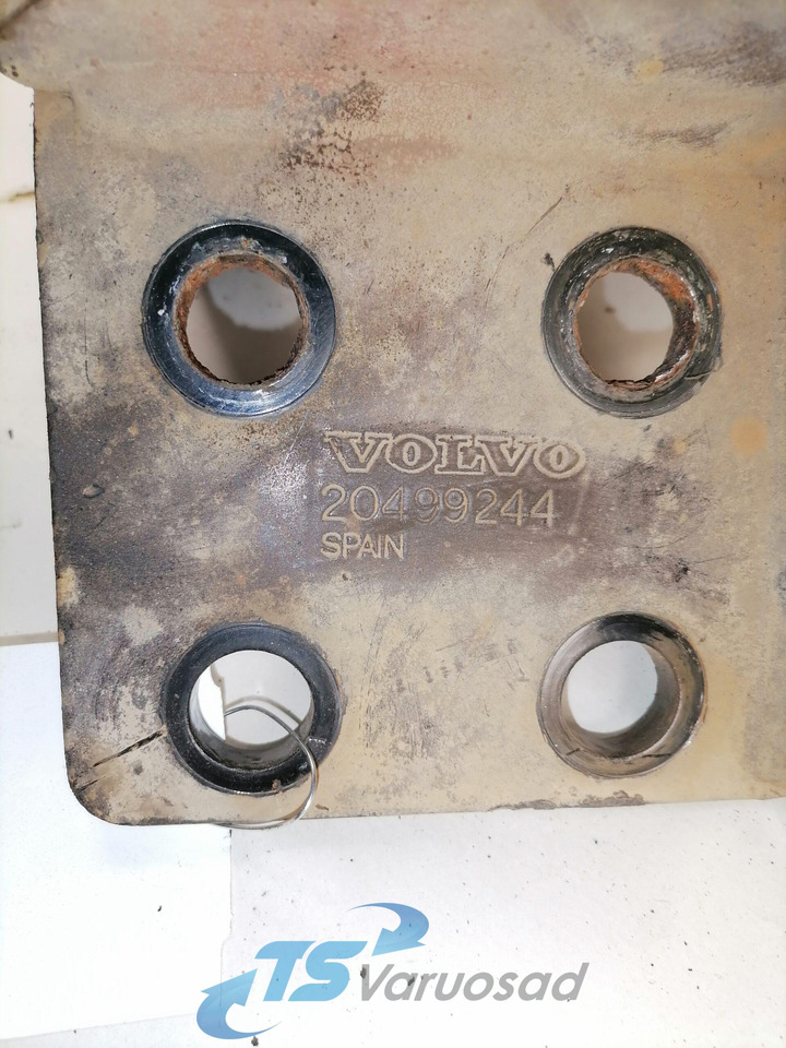 Volvo Bumper bracket 20499244 - Προφυλακτήρας για Φορτηγό: φωτογραφία 3 Volvo Bumper bracket 20499244 - Προφυλακτήρας για Φορτηγό: φωτογραφία 3