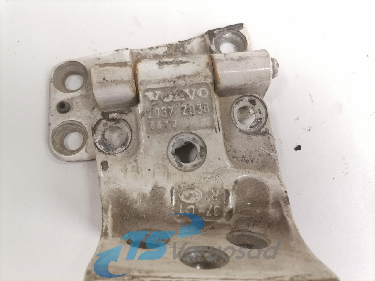 Volvo Door hinge 20372038 - Πόρτα και ανταλλακτικά για Φορτηγό: φωτογραφία 2 Volvo Door hinge 20372038 - Πόρτα και ανταλλακτικά για Φορτηγό: φωτογραφία 2