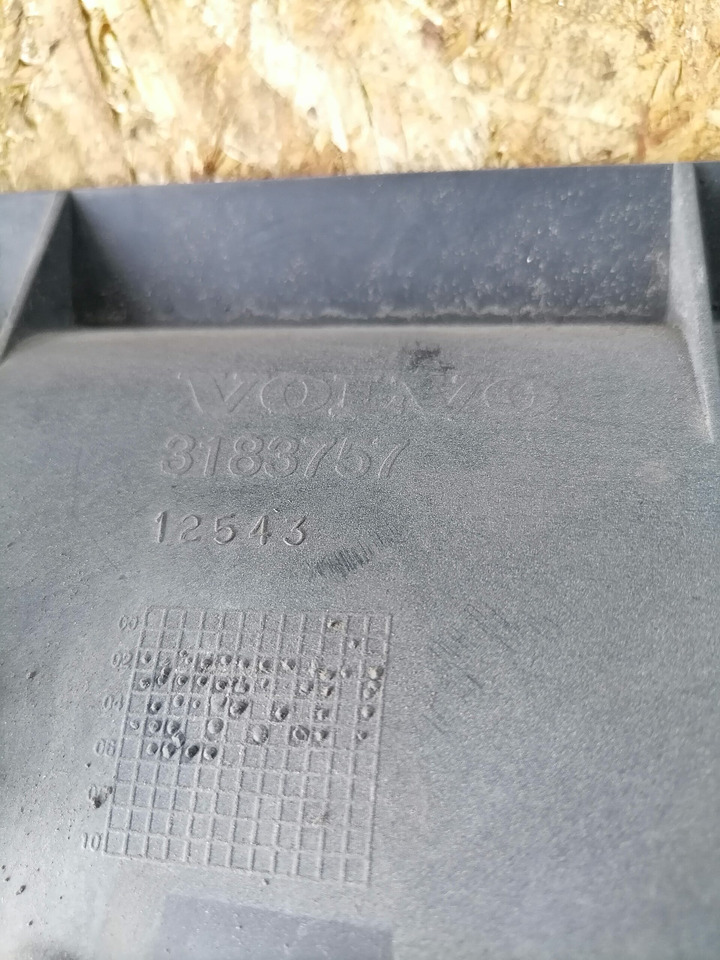 Volvo Fan shroud 3183757 - Ψυγείο αυτοκίνητο για Φορτηγό: φωτογραφία 4 Volvo Fan shroud 3183757 - Ψυγείο αυτοκίνητο για Φορτηγό: φωτογραφία 4