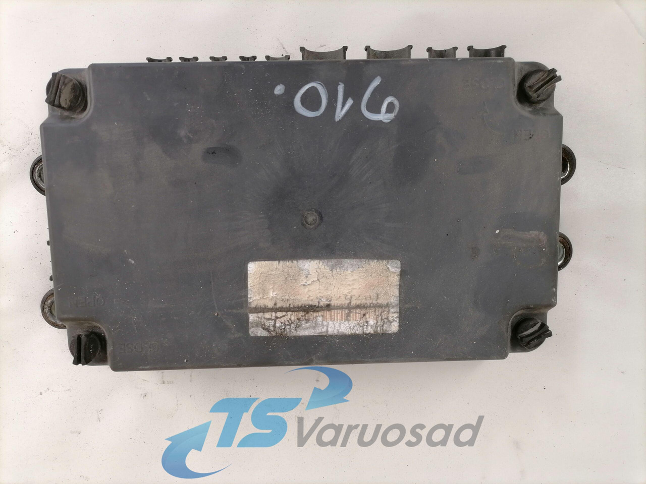 Volvo Fuse box 21717590 - Ηλεκτρική ασφάλεια για Φορτηγό: φωτογραφία 1 Volvo Fuse box 21717590 - Ηλεκτρική ασφάλεια για Φορτηγό: φωτογραφία 1