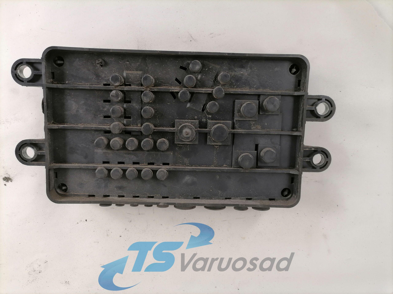 Volvo Fuse box 21717590 - Ηλεκτρική ασφάλεια για Φορτηγό: φωτογραφία 3 Volvo Fuse box 21717590 - Ηλεκτρική ασφάλεια για Φορτηγό: φωτογραφία 3