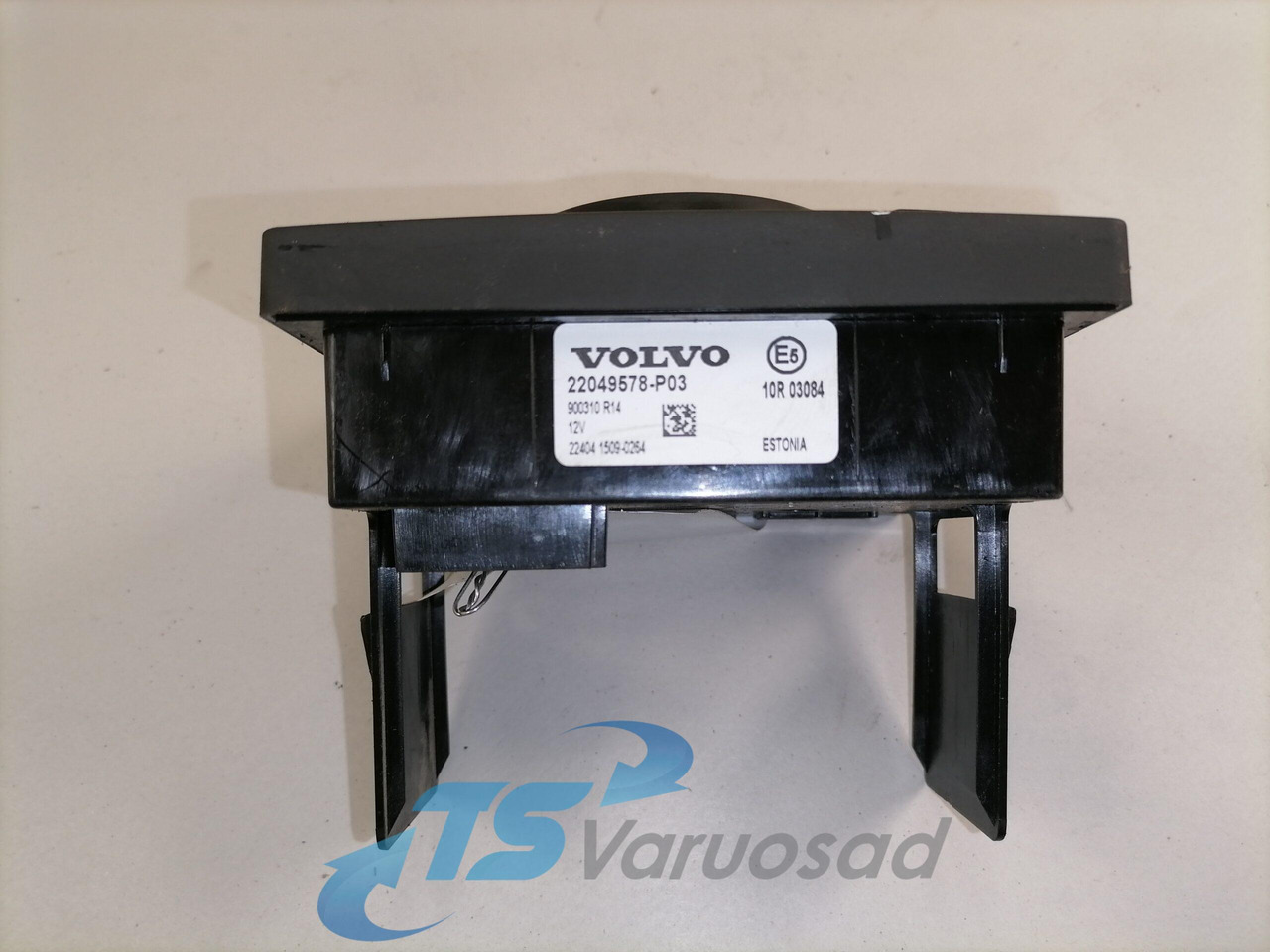 Volvo Lüliti, salongi valgustus 22049578 - Καμπίνα για Φορτηγό: φωτογραφία 4 Volvo Lüliti, salongi valgustus 22049578 - Καμπίνα για Φορτηγό: φωτογραφία 4