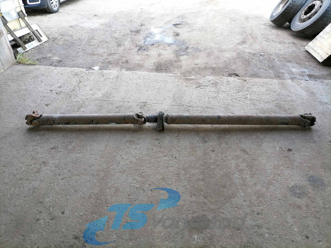 Volvo Propeller shaft 20735186 - Κεντρικοί άξονες για Φορτηγό: φωτογραφία 1 Volvo Propeller shaft 20735186 - Κεντρικοί άξονες για Φορτηγό: φωτογραφία 1
