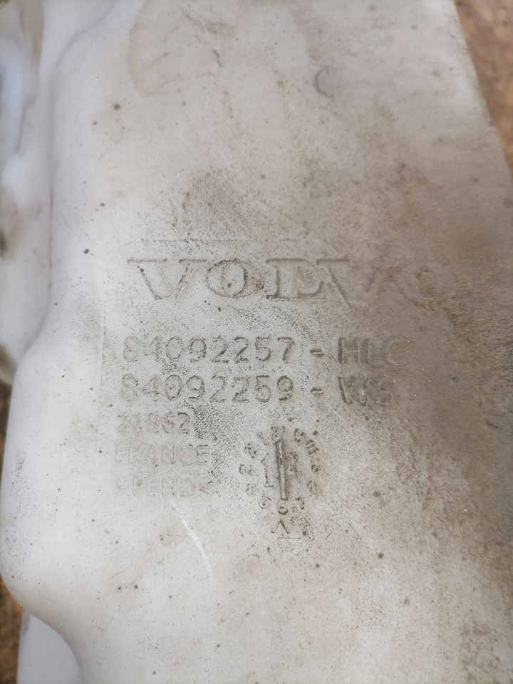 Volvo Windscreen washer fluid tank 84092259 - Υαλοκαθαριστήρας για Φορτηγό: φωτογραφία 3 Volvo Windscreen washer fluid tank 84092259 - Υαλοκαθαριστήρας για Φορτηγό: φωτογραφία 3