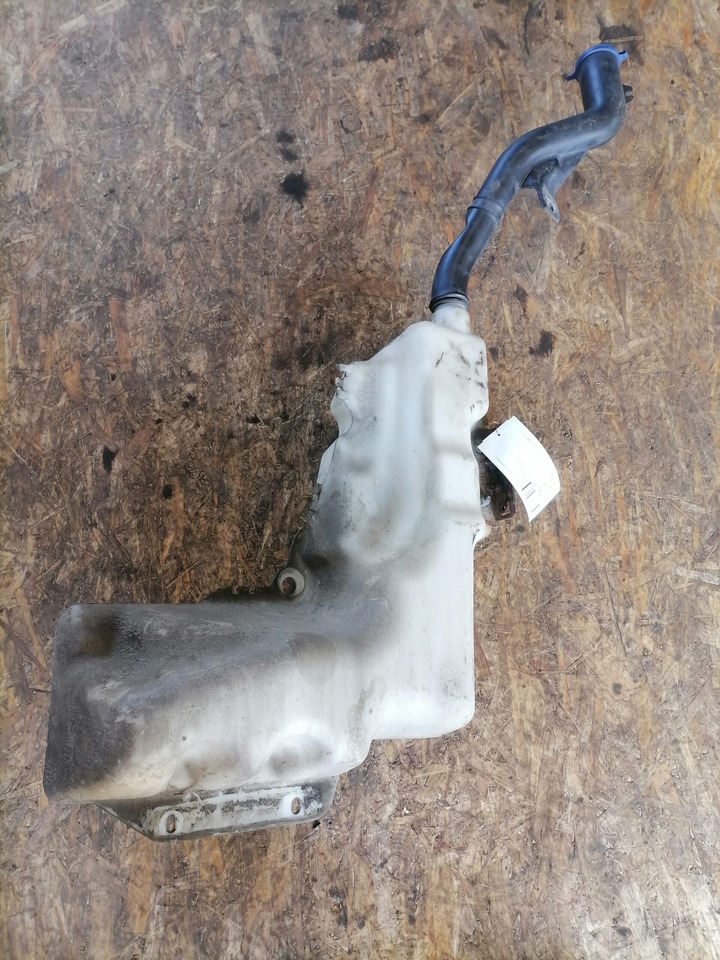Volvo Windscreen washer fluid tank 84092259 - Υαλοκαθαριστήρας για Φορτηγό: φωτογραφία 2 Volvo Windscreen washer fluid tank 84092259 - Υαλοκαθαριστήρας για Φορτηγό: φωτογραφία 2