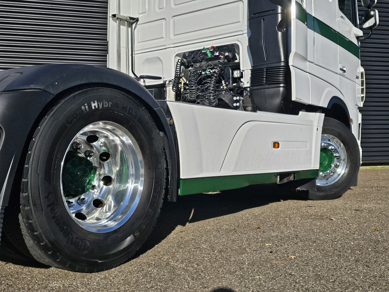 DAF XF 480 4x2 SSC / RETARDER / SPECIAL INTERIOR - Τράκτορας: φωτογραφία 5 DAF XF 480 4x2 SSC / RETARDER / SPECIAL INTERIOR - Τράκτορας: φωτογραφία 5