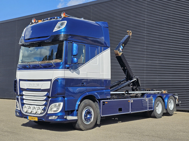 DAF XF 530 SSC 6x2 VDL HOOKLIFT 660 cm - Φορτηγό φόρτωσης γάντζου: φωτογραφία 1 DAF XF 530 SSC 6x2 VDL HOOKLIFT 660 cm - Φορτηγό φόρτωσης γάντζου: φωτογραφία 1