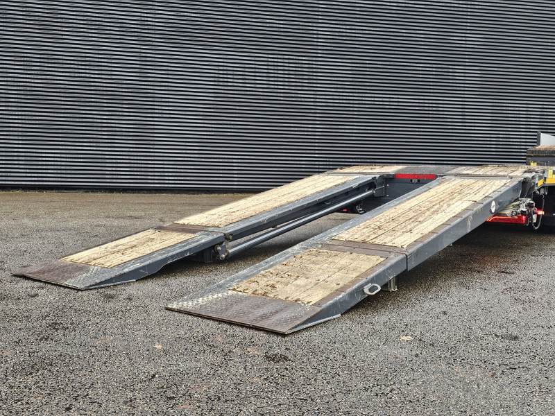 Kässbohrer LB3E / 3 AXLE / HYDRAULIC RAMP / LIFT AXLE - Επικαθήμενο με χαμηλό δάπεδο: φωτογραφία 5 Kässbohrer LB3E / 3 AXLE / HYDRAULIC RAMP / LIFT AXLE - Επικαθήμενο με χαμηλό δάπεδο: φωτογραφία 5