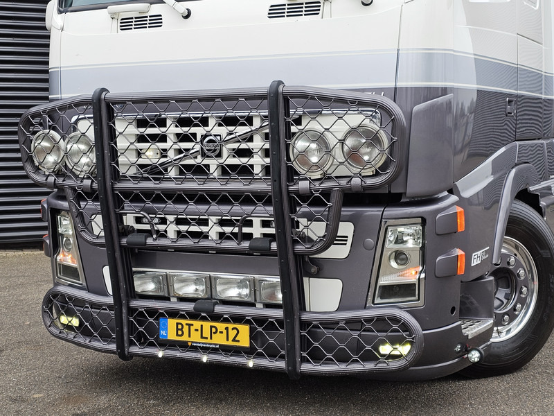 Volvo FH400 4X2 / SHOWTRUCK / SPECIAL / EXHAUST VALVE - Τράκτορας: φωτογραφία 4 Volvo FH400 4X2 / SHOWTRUCK / SPECIAL / EXHAUST VALVE - Τράκτορας: φωτογραφία 4