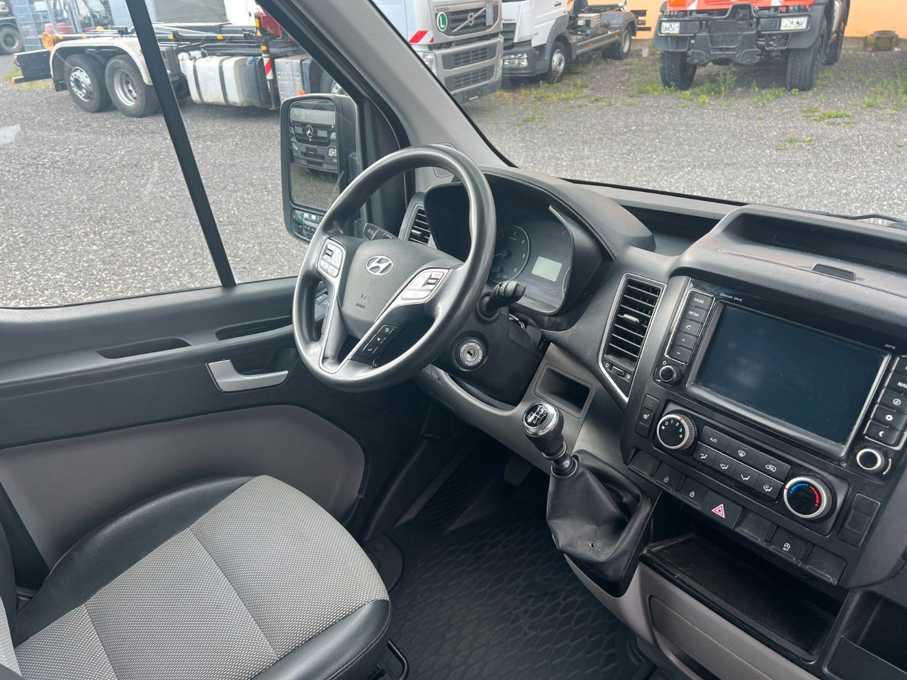Hyundai H350 Kasten Kasten L3H2 Profi Kurz / Hoch - Βαν: φωτογραφία 5 Hyundai H350 Kasten Kasten L3H2 Profi Kurz / Hoch - Βαν: φωτογραφία 5
