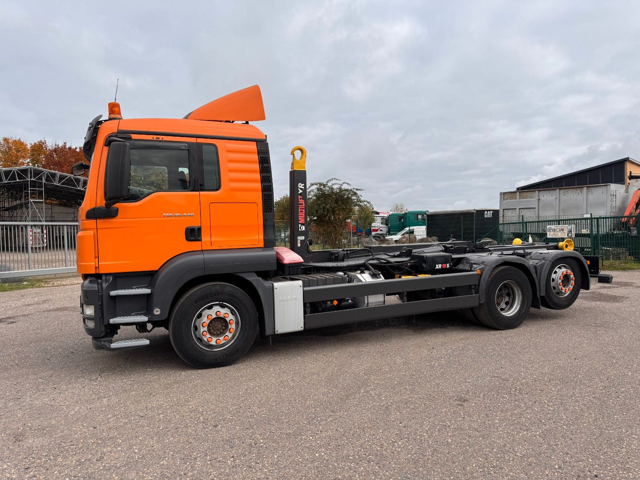 MAN 26.40 6X2 Multilift Abroller - Φορτηγό φόρτωσης γάντζου: φωτογραφία 1 MAN 26.40 6X2 Multilift Abroller - Φορτηγό φόρτωσης γάντζου: φωτογραφία 1