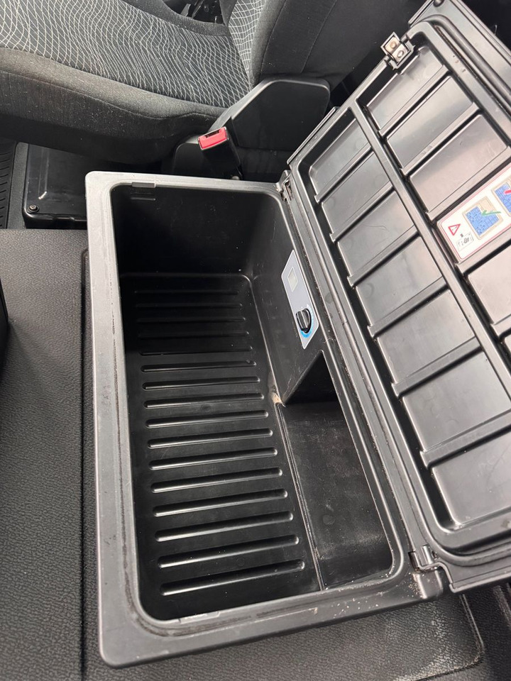 Mercedes-Benz 3748 8X4 Meiller Abroller mit Funk Top  Zustand - Φορτηγό φόρτωσης γάντζου: φωτογραφία 4 Mercedes-Benz 3748 8X4 Meiller Abroller mit Funk Top  Zustand - Φορτηγό φόρτωσης γάντζου: φωτογραφία 4