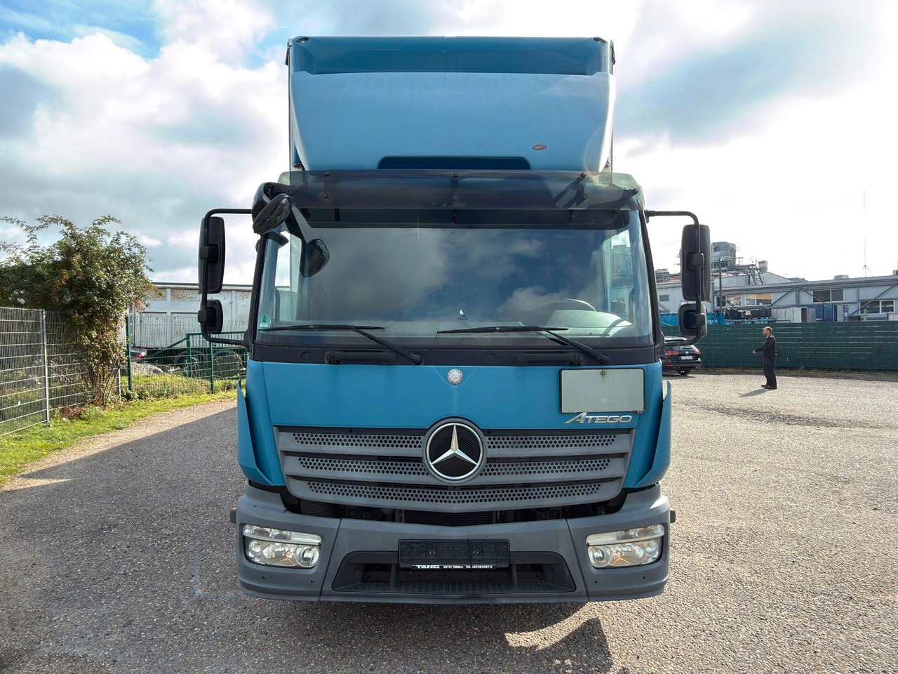 Mercedes-Benz 818 4X2 Pritsche & Plane & Tang Pritsche & Plane Mercedes-Benz 818 4X2 Pritsche & Plane & Tang Pritsche & Plane - Επαγγελματικό αυτοκίνητο με μουσαμά: φωτογραφία 4 Mercedes-Benz 818 4X2 Pritsche & Plane & Tang Pritsche & Plane Mercedes-Benz 818 4X2 Pritsche & Plane & Tang Pritsche & Plane - Επαγγελματικό αυτοκίνητο με μουσαμά: φωτογραφία 4