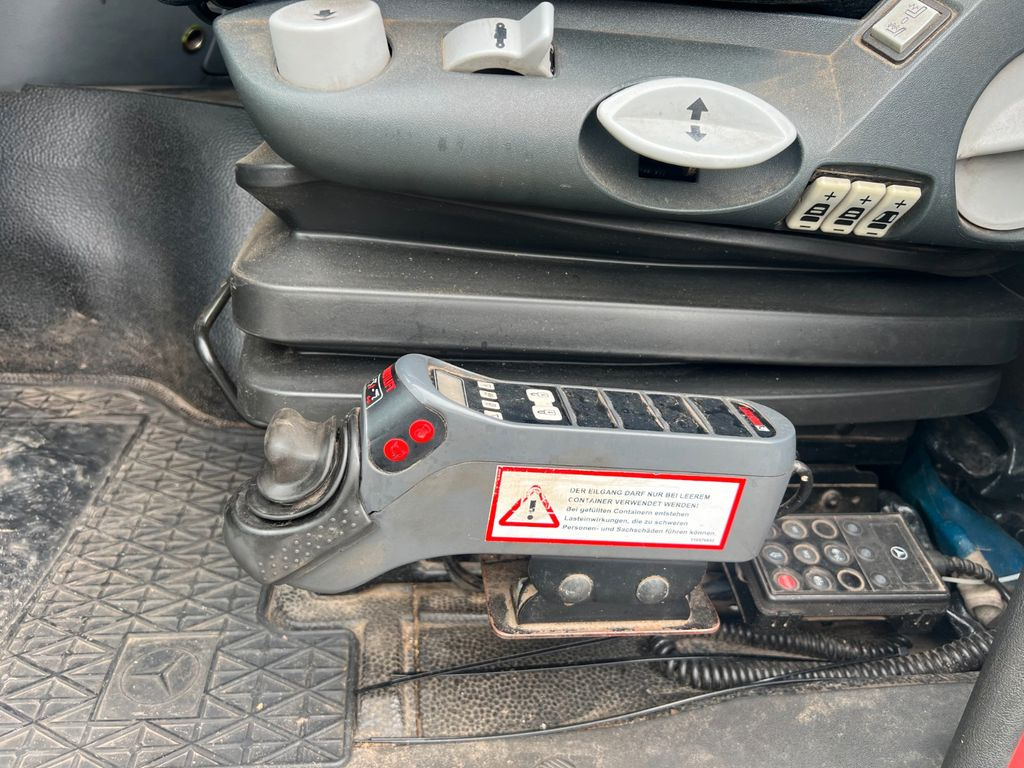 Multilift XR 21  Abrollkipperaufbau  3 Achser  - Φορτηγό φόρτωσης γάντζου: φωτογραφία 4 Multilift XR 21  Abrollkipperaufbau  3 Achser  - Φορτηγό φόρτωσης γάντζου: φωτογραφία 4