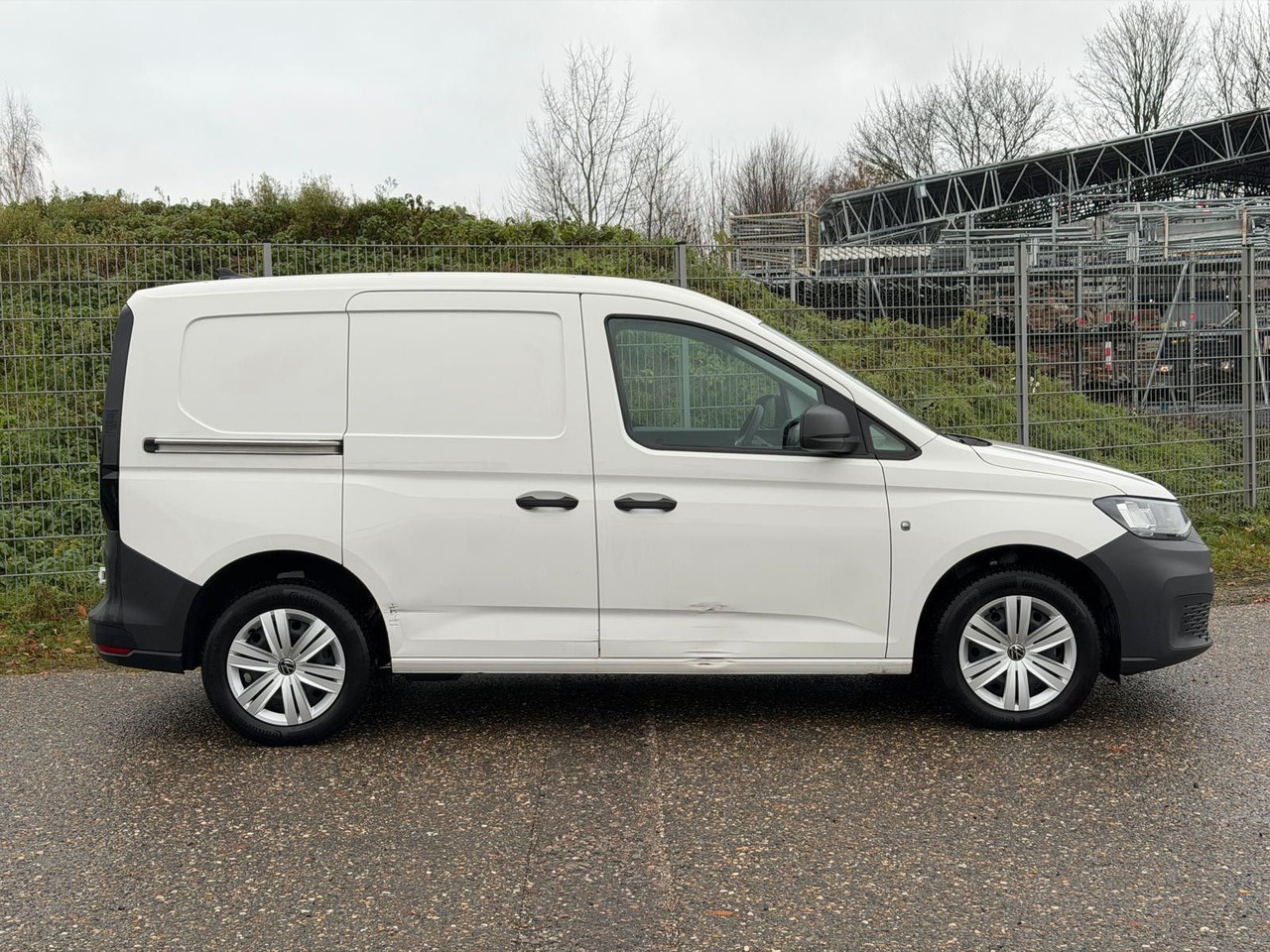 Volkswagen Caddy 4x2 | 2,0 TDI | Klima | PDC | Spurhalteass - Επιβατικό βαν: φωτογραφία 5 Volkswagen Caddy 4x2 | 2,0 TDI | Klima | PDC | Spurhalteass - Επιβατικό βαν: φωτογραφία 5