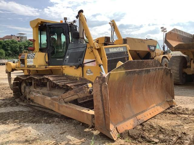 Komatsu D85EX-15 - Μπουλντόζα: φωτογραφία 4 Komatsu D85EX-15 - Μπουλντόζα: φωτογραφία 4